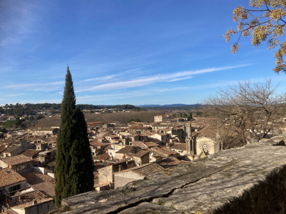 SOMMIÈRES : boucle des châteaux et capitelles