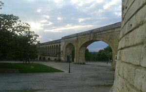 DES RIVES DU LEZ A L'AQUEDUC SAINT-CLÉMENT