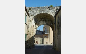 BAILLARGUES : boucle Street Art et garrigue